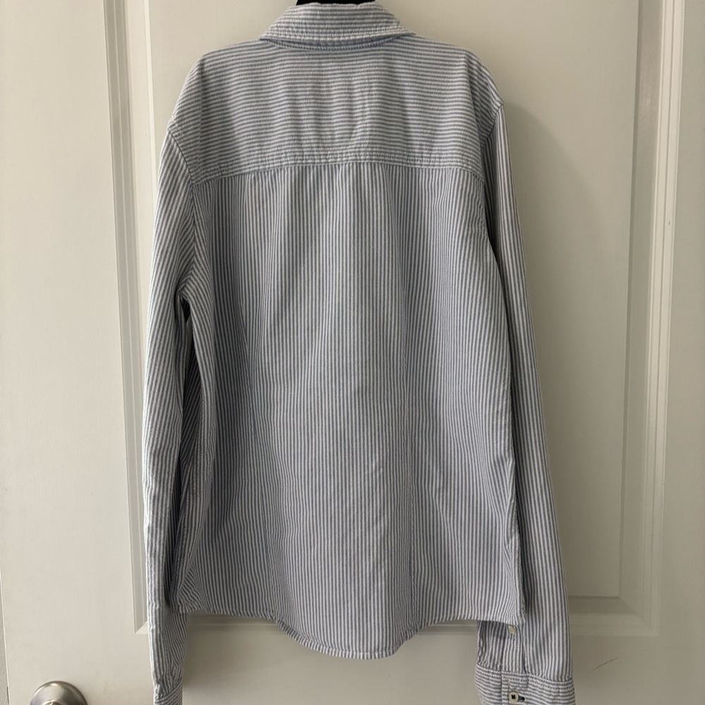Abercrombie Blue and white stripe button down size large - Picture 3 of 6